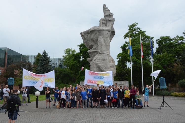 Flash mob wolontariuszy ŚDM