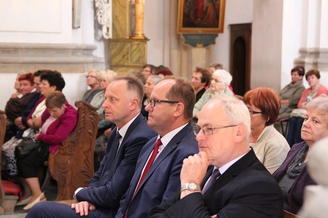 Pielgrzymka jadwiżańskich parafii