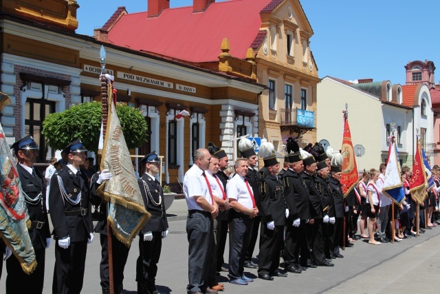 Poświęcenie pomnika św. abp. Bilczewskiego w Wilamowicach