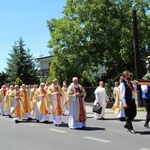 Poświęcenie pomnika św. abp. Bilczewskiego w Wilamowicach