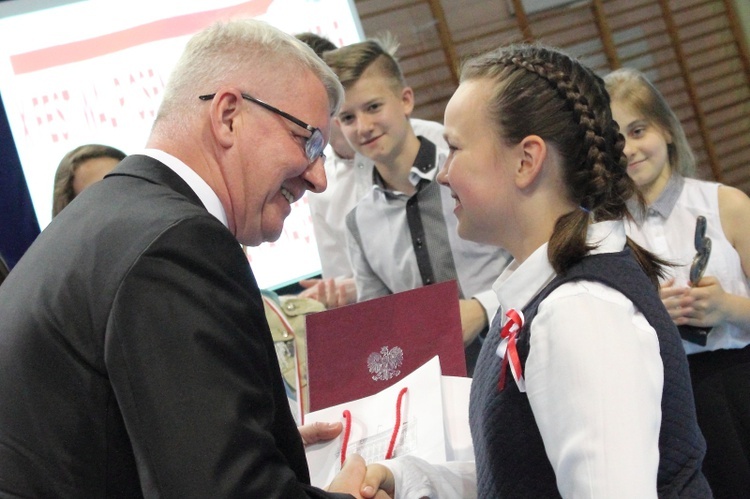 IX Festiwalu Pieśni i Piosenek Patriotycznych w Jezioranach