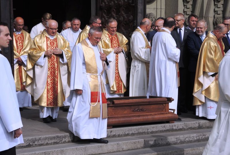 Pożegnanie Znaków Miłosierdzia w katedrze św. Mikołaja w Bielsku-Białej