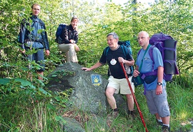 	Pątnicy na ślężańskim odcinku Camino de Santiago.