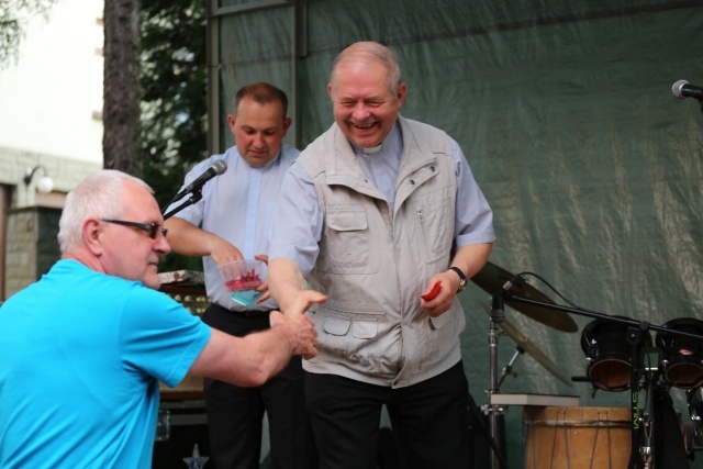 Piknik rodzinny w bielskiej parafii NSPJ 2016