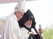 Papież Franciszek i katolikos Garegin II