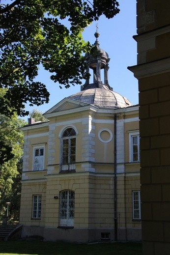 Pałac prymasowski w Skierniewicach