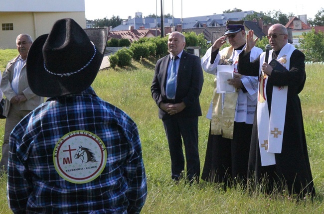 Bryczką do Matki Bożej