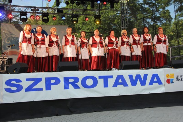 ​Festiwal Grup Śpiewaczych „Ziemia i Pieśń”