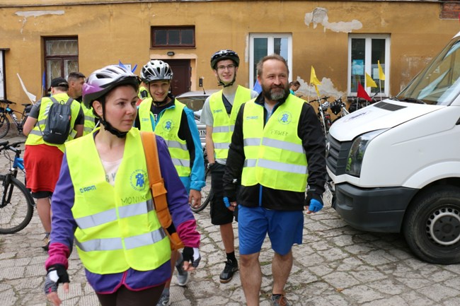 Pielgrzymka rowerowa AK na Jasną Górę