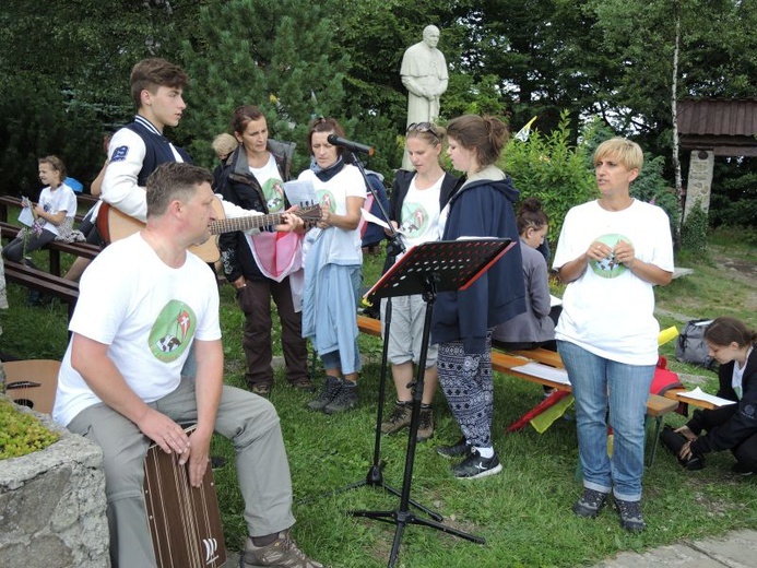 IV Ewangelizacja w Beskidach - Leskowiec /Groń Jana Pawła II