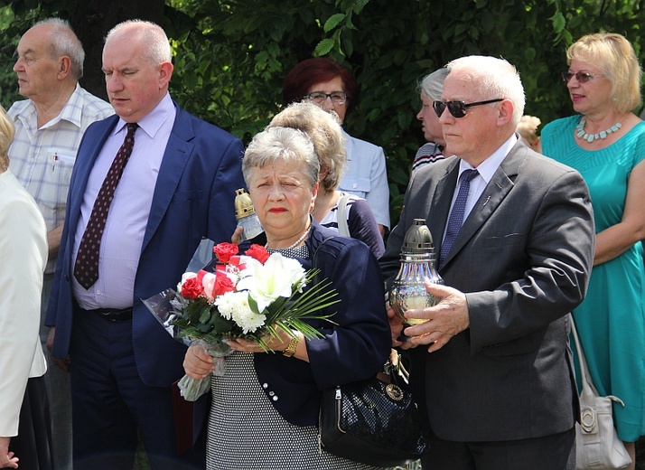 Żarskie uroczystości upamiętniajace ofiary ludobójstwa na Kresach