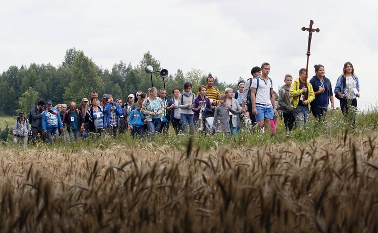 Pielgrzymka "Światła w familoku"