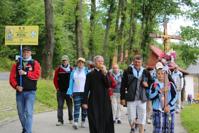 Z Międzybrodzia na kalwaryjski szlak