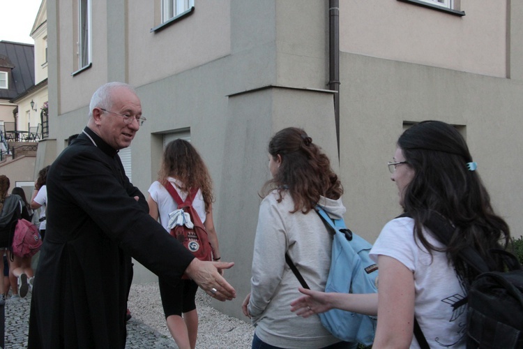Powitanie włoskich pielgrzymów w Łowiczu