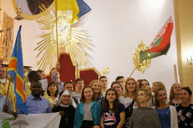 Centrum ŚDM w Starachowicach wita pielgrzymów