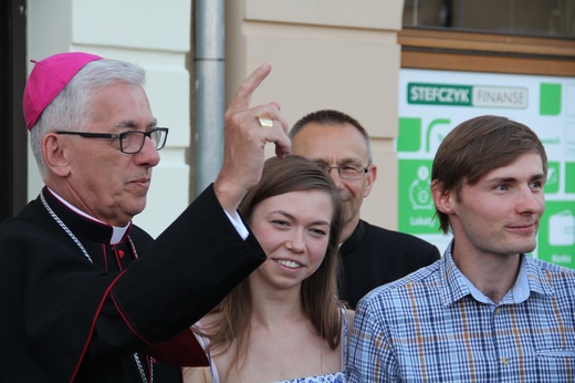 Abp Wiktor Skworc na YAI Festival w Żorach