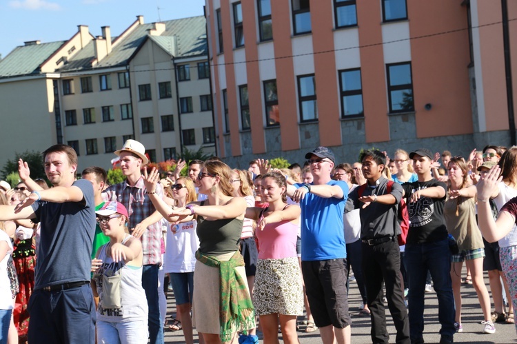 "Festiwal narodów" u Karoliny