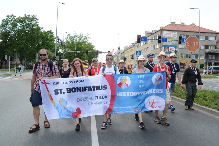 Marsz młodego Kościoła przez Opole