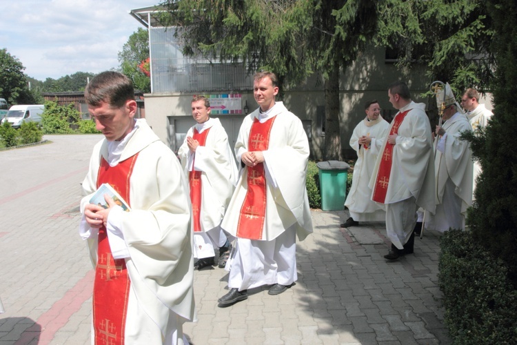 Eucharystia z widokiem na stadion