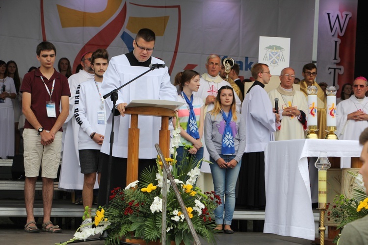 Msza św. na Starym Rynku w Łowiczu