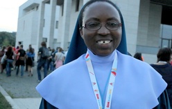 Siostra Mary Grace Obaje ze Zgromadzenia Córek Bożej Miłości