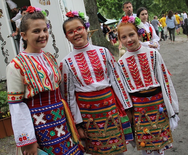 Festiwal "Oblicza tradycji" - Ochla