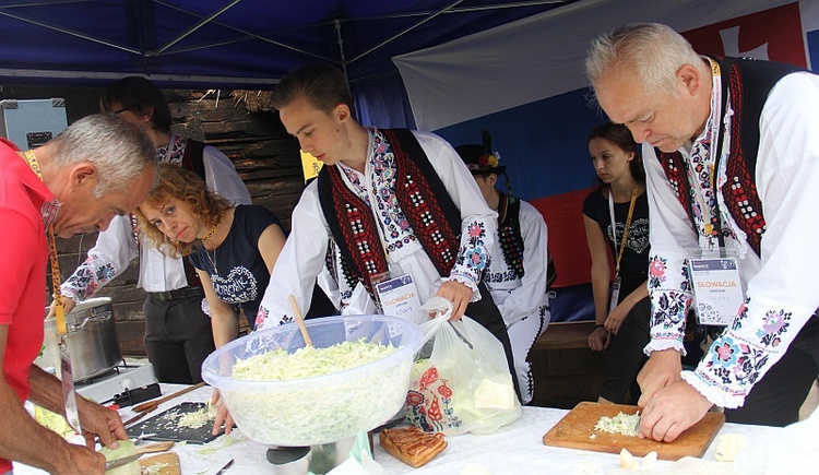 Festiwal "Oblicza tradycji" - Ochla