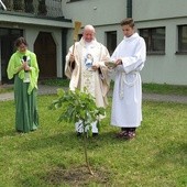 Mały "Jan Paweł II" już rośnie!