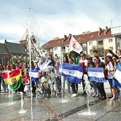 W Koszalinie dni przygotowania  do obchodów w Krakowie spędzili pielgrzymi z Kolumbii i Nikaragui, a także z Boliwii, RPA, Anglii, Szwajcarii oraz wielonarodowościowa grupa z Niemiec, w której byli m.in. przedstawiciele Albanii, Brazylii, Sri Lanki, Rwandy i Gruzji.