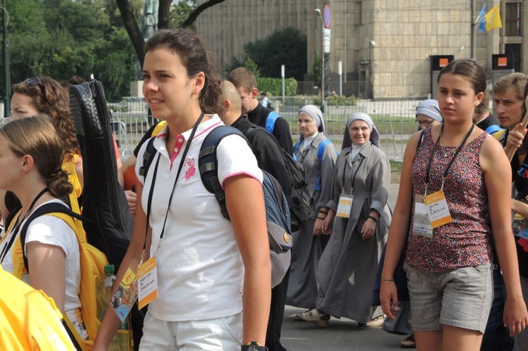 Katecheza z bp. Rysiem na stadionie "Cracovii"