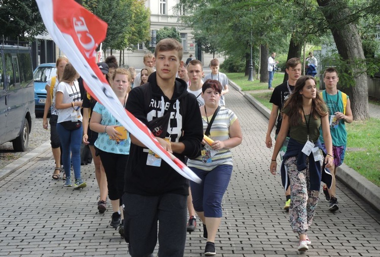 Katecheza z bp. Rysiem na stadionie "Cracovii"