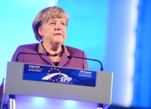 Jak Merkel  chce zwalczać terroryzm? 