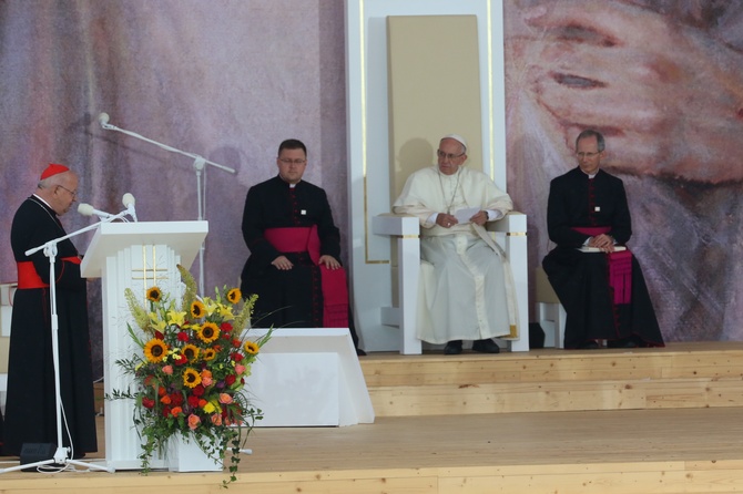 Papież z młodymi na krakowskich błoniach!