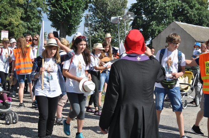 Wyjście pielgrzymki na Jasną Górę