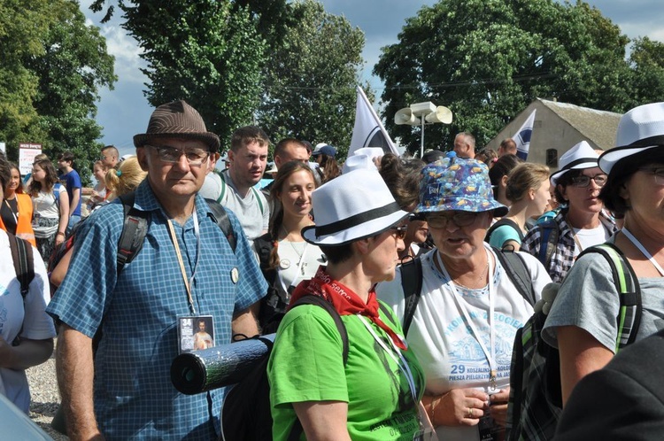 Wyjście pielgrzymki na Jasną Górę