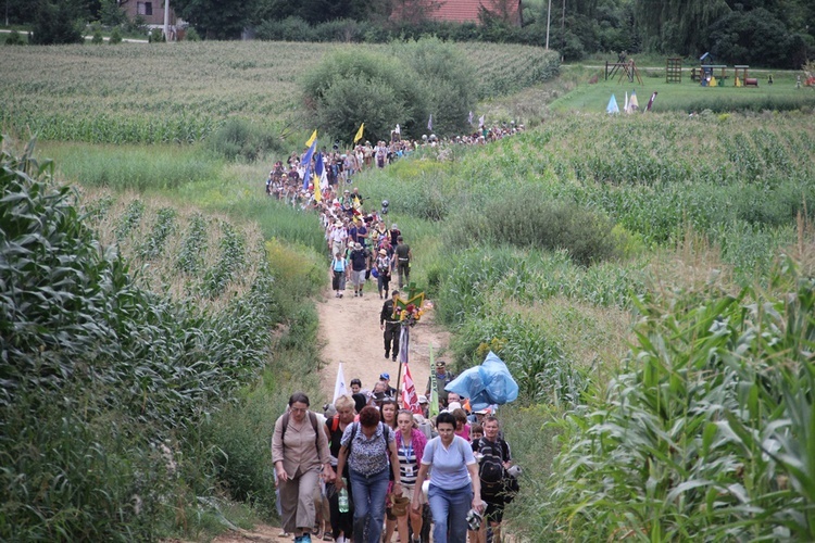 Dzień pierwszy: Malin - Trzebnica