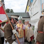 Msza św. za ojczyznę i Apel Poległych w Miedniewicach