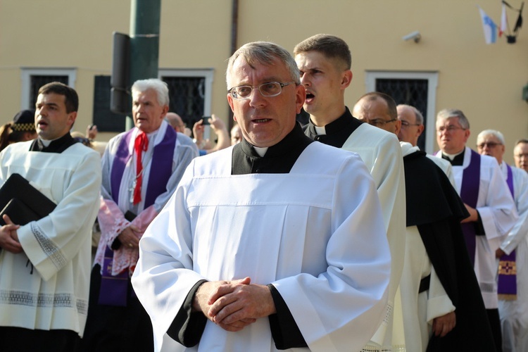 Nieszpory w intencji śp. kardynała Macharskiego