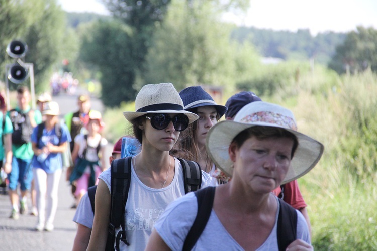 Dzień trzeci: Oleśnica - Karwiniec