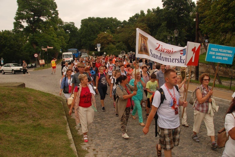 Pielgrzymi już na trasie 