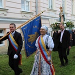 Pielgrzymi ŚDM z Afryki z bp. Kusym w Cieszynie