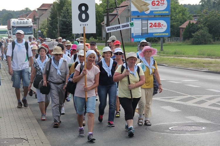 71. Pielgrzymka Rybnicka - dzień drugi (Górniki - Tarnowskie Góry)