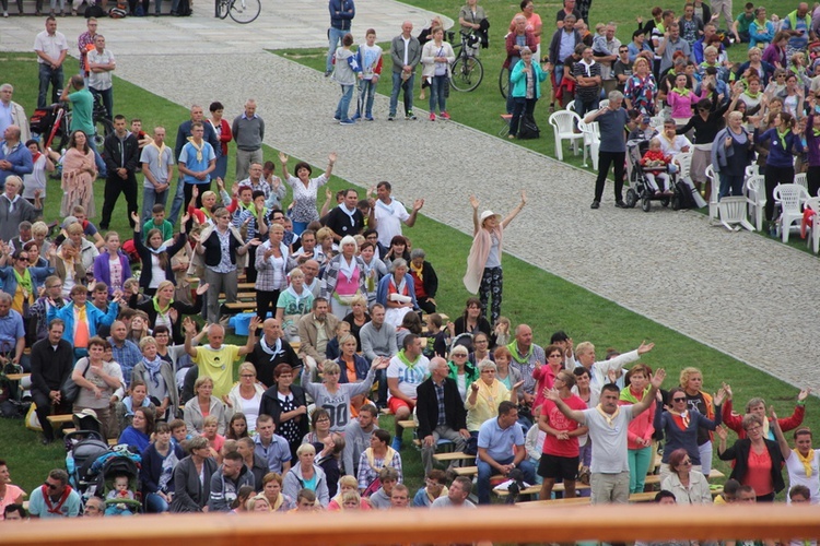 71. Pielgrzymka Rybnicka - dzień czwarty - Msza na wałach