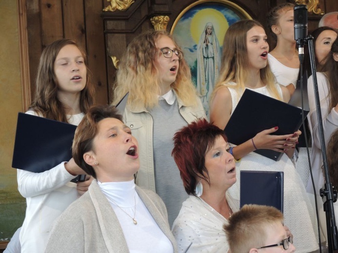 70 lat franciszkanów w Rychwałdzie i Chór Gospel z Łękawicy