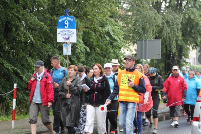 25. piesza pielgrzymka na Jasną Górę wyruszyła z Hałcnowa