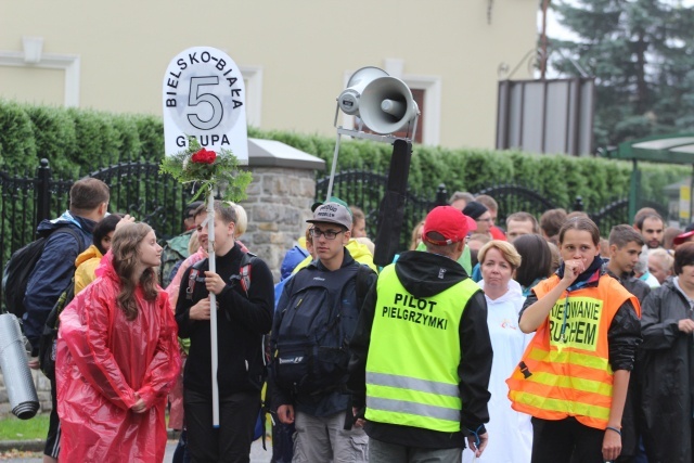 25. piesza pielgrzymka na Jasną Górę wyruszyła z Hałcnowa