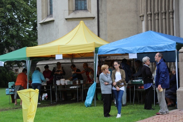 Pątnicy jasnogórscy w Pisarzowicach i Wilamowicach