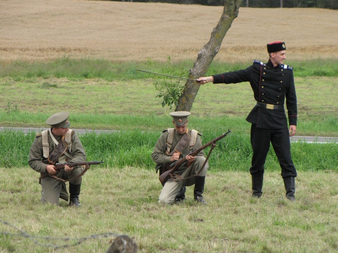 Piknik historyczny w Chojnowie