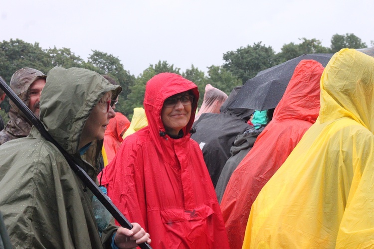 Wejście na Jasną Górę cz. 1