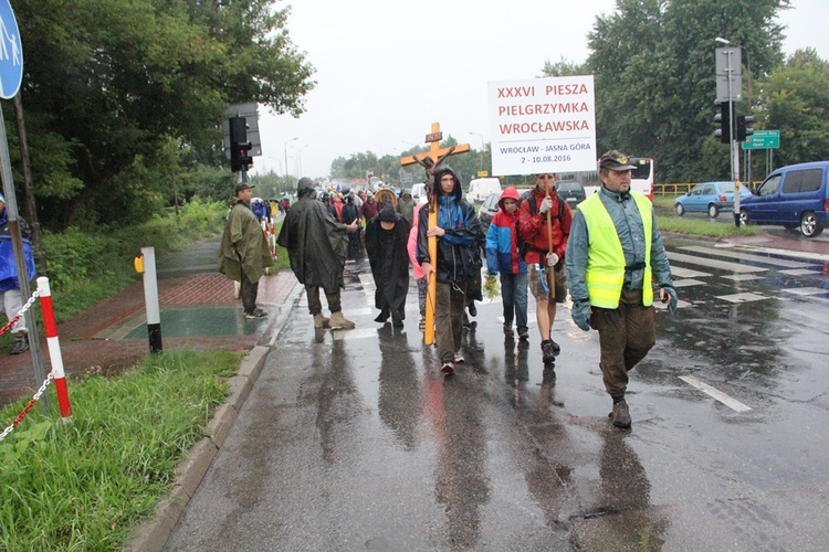 Wejście na Jasną Górę cz. 2